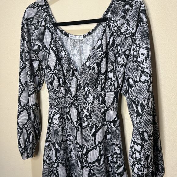 Rebdolls Snake Print Babydoll Long Sleeve Dress Size L - Picture 7 of 8